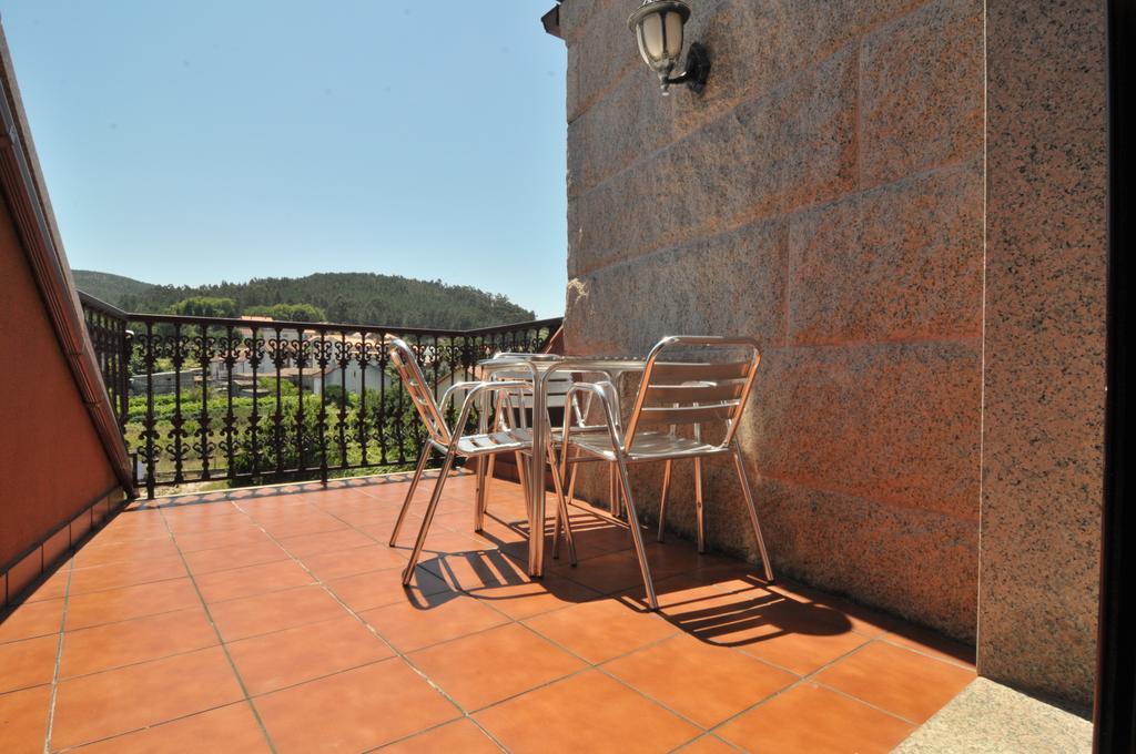Apartamentos Turisticos Vilagarcía- Rio Ulla Vilagarcía de Arousa Quarto foto