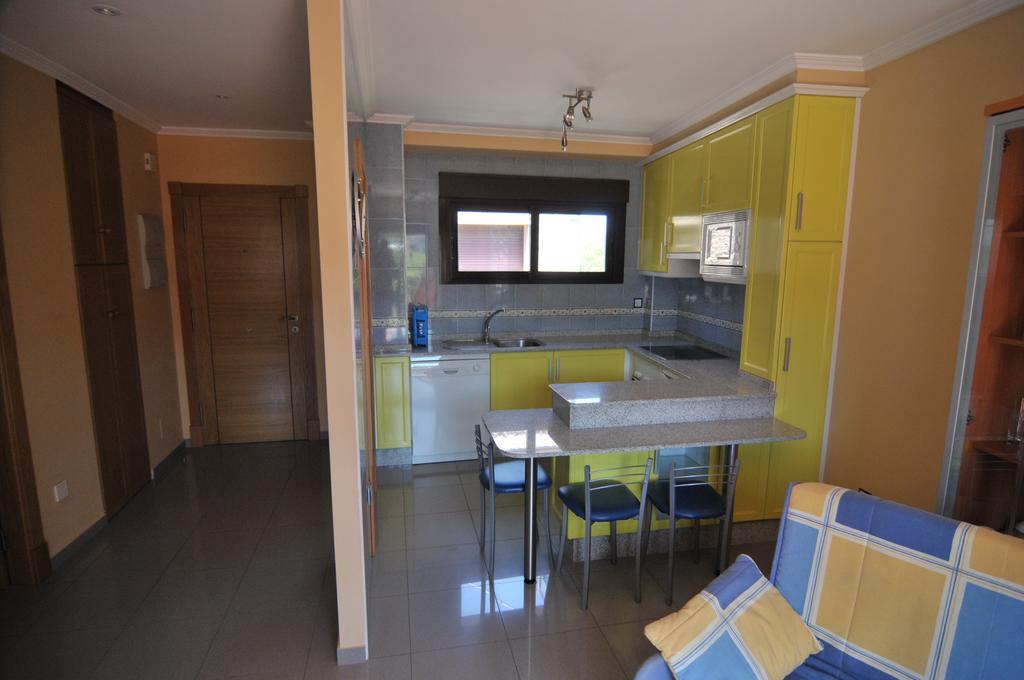 Apartamentos Turisticos Vilagarcía- Rio Ulla Vilagarcía de Arousa Quarto foto