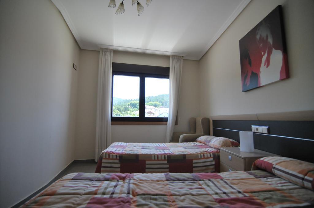 Apartamentos Turisticos Vilagarcía- Rio Ulla Vilagarcía de Arousa Quarto foto