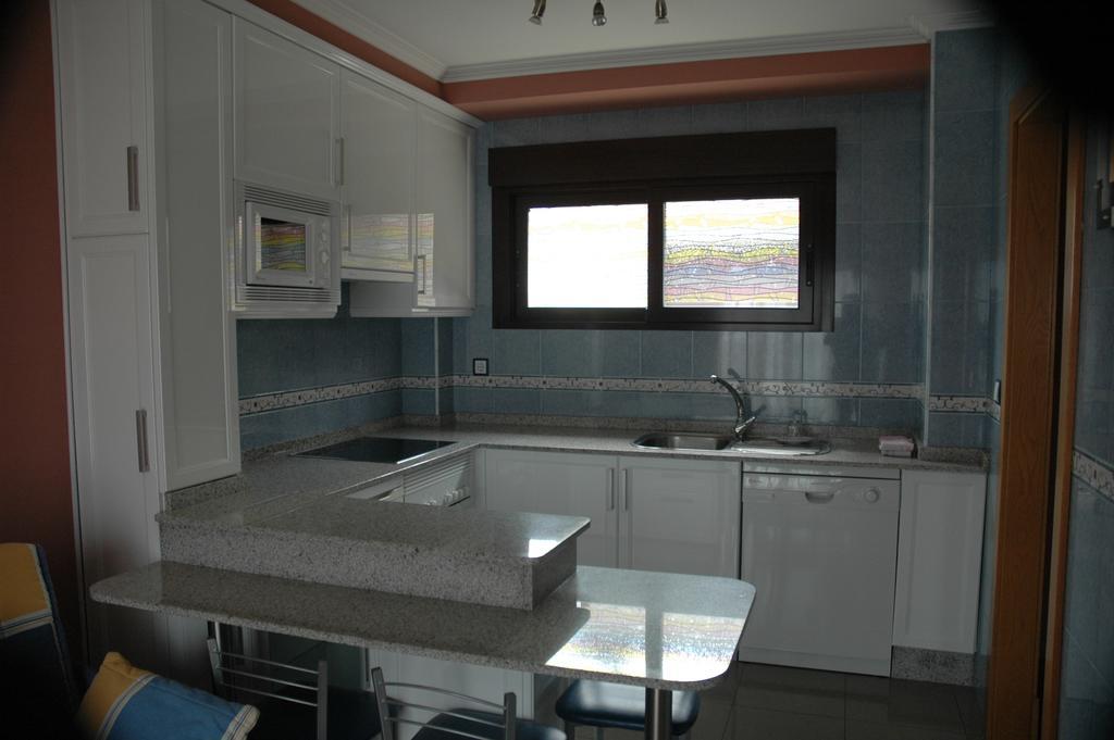 Apartamentos Turisticos Vilagarcía- Rio Ulla Vilagarcía de Arousa Quarto foto